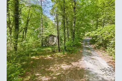 37 Hicks Lake Drive, Hendersonville, NC 28739 - Photo 16