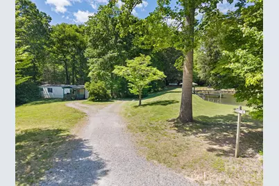 37 Hicks Lake Drive, Hendersonville, NC 28739 - Photo 18