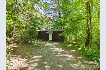 37 Hicks Lake Drive, Hendersonville, NC 28739 - Photo 6