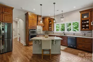 9860 Harvest Ln, Davidson, NC 28036 - Photo 6