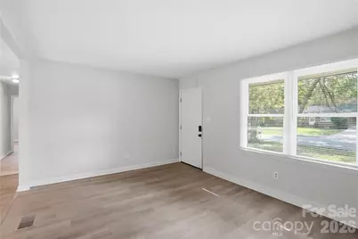1016 Pondella Drive, Charlotte, NC 28213 - Photo 6