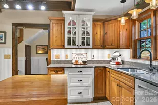 29 Shadow Brook Dr, Flat Rock, NC 28731 - Photo 14