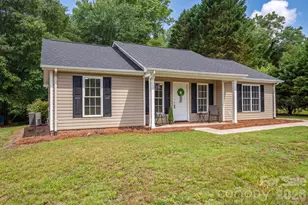 304 Springhill Ln, Maiden, NC 28650 - Photo 2