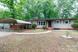 202 Woodlawn Dr, York, SC 29745 - Photo 1