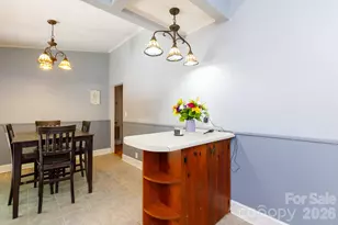 202 Woodlawn Dr, York, SC 29745 - Photo 10