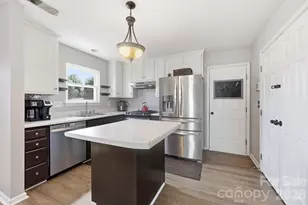 10109 Baxter Caldwell Dr, Charlotte, NC 28213 - Photo 4