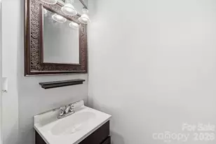 10109 Baxter Caldwell Dr, Charlotte, NC 28213 - Photo 6