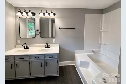 1115 Wilson W Lee Boulevard, Statesville, NC 28677 - Photo 14