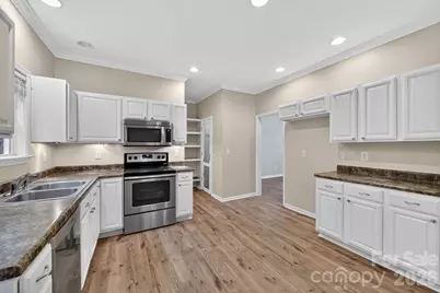 11 Peppermill Drive, Asheville, NC 28804 - Photo 12