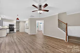 11 Peppermill Dr, Asheville, NC 28804 - Photo 10