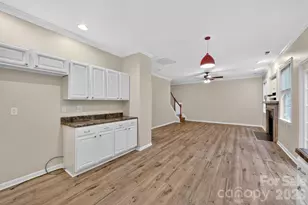 11 Peppermill Dr, Asheville, NC 28804 - Photo 8