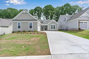 13417 Cozy Ct, Charlotte, NC 28215 - Photo 2