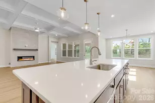 13417 Cozy Ct, Charlotte, NC 28215 - Photo 12