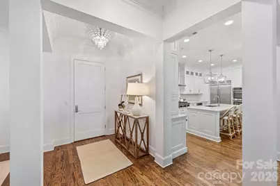 2251 Selwyn Avenue, Charlotte, NC 28207 - Photo 6