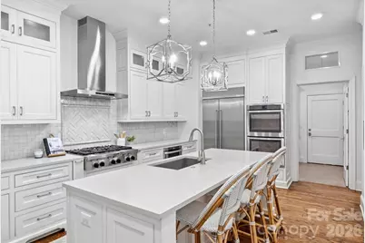 2251 Selwyn Avenue, Charlotte, NC 28207 - Photo 18