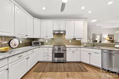 8847 Grand Oak Drive, Charlotte, NC 28277 - Photo 18