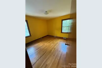 17 N Pershing Road, Asheville, NC 28805 - Photo 20