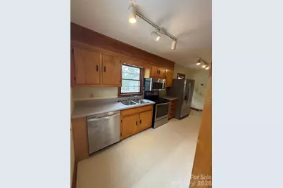 17 N Pershing Road, Asheville, NC 28805 - Photo 10