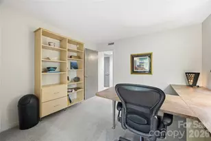 2724 Huntingtowne Farms Ln, Charlotte, NC 28210 - Photo 18