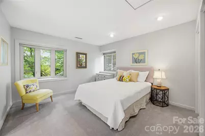 2724 Huntingtowne Farms Lane, Charlotte, NC 28210 - Photo 12