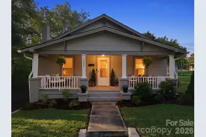 1226 1st Avenue Place NW, Hickory, NC 28601 - Photo 1