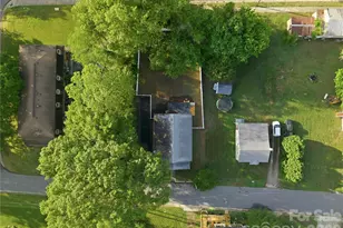 1226 1st Ave Pl NW, Hickory, NC 28601 - Photo 30