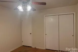 4915 Malibu Dr, Charlotte, NC 28215 - Photo 20