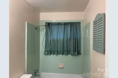 4915 Malibu Drive, Charlotte, NC 28215 - Photo 12