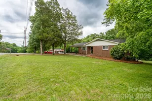 1018 Kentucky St, Kannapolis, NC 28083 - Photo 2
