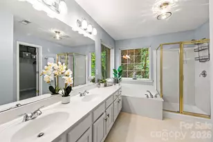 2832 Shady Reach Ln, Charlotte, NC 28214 - Photo 18
