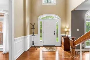 2832 Shady Reach Ln, Charlotte, NC 28214 - Photo 6