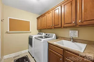 2832 Shady Reach Ln, Charlotte, NC 28214 - Photo 28