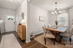 2001 Vanderlyn St, Monroe, NC 28112 - Photo 6