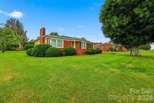 3631 Taylorsville Hwy, Statesville, NC 28625 - Photo 6