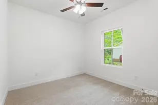 2021 Hart Rd, Charlotte, NC 28214 - Photo 14