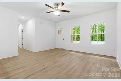 2021 Hart Road, Charlotte, NC 28214 - Photo 6