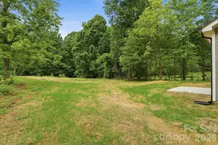 2021 Hart Rd, Charlotte, NC 28214 - Photo 20