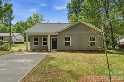 2021 Hart Road, Charlotte, NC 28214 - Photo 1