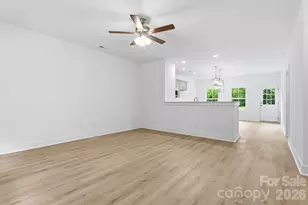 2021 Hart Rd, Charlotte, NC 28214 - Photo 6