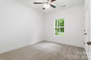 2021 Hart Rd, Charlotte, NC 28214 - Photo 16