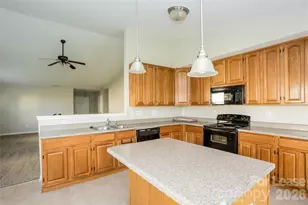 214 Smokehouse Ln, Albemarle, NC 28001 - Photo 4