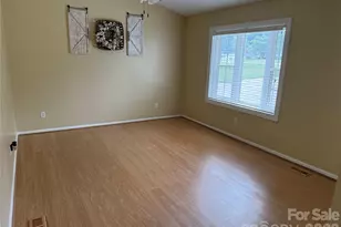 812 Whites Farm Rd, Statesville, NC 28625 - Photo 4