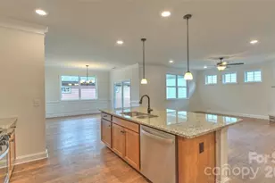649 River Btm Rd, Fletcher, NC 28792 - Photo 12