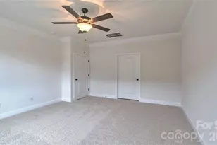 649 River Btm Rd, Fletcher, NC 28792 - Photo 32