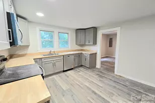 357 8th Ave Dr SW, Hickory, NC 28602 - Photo 2