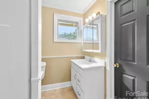 25 Bailey Rd, Candler, NC 28715 - Photo 20