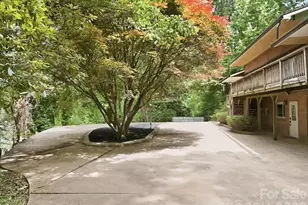 120 Stovall St, Waynesville, NC 28786 - Photo 2
