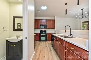 10208 Old Carolina Dr, Charlotte, NC 28214 - Photo 10