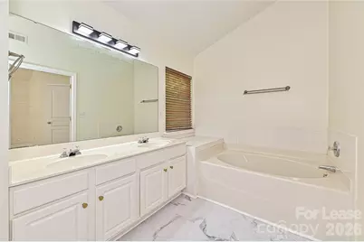 10208 Old Carolina Drive, Charlotte, NC 28214 - Photo 20