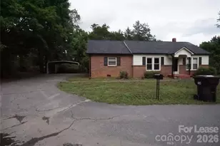 206 11th St N E, Hildebran, NC 28637 - Photo 2